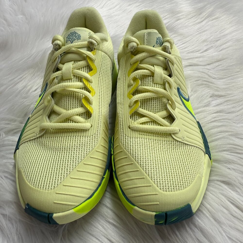 Nike GP Challenge Pro HC Premium Green Volt Womens HF1141-300 VNDS Sz 6.5 - Picture 2 of 7